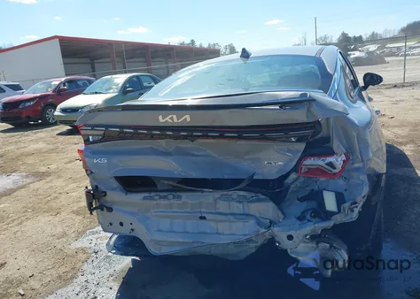 2023 Kia K5 Gt-Line z USA, uszkodzony, nr VIN 5XXG64J27PG206588